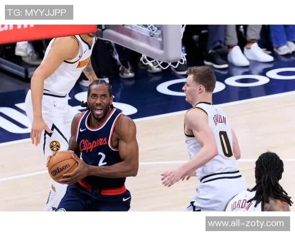 沃特森表现稳定全场14投8中贡献21分5篮板2助攻1盖帽并遭遇5次犯规